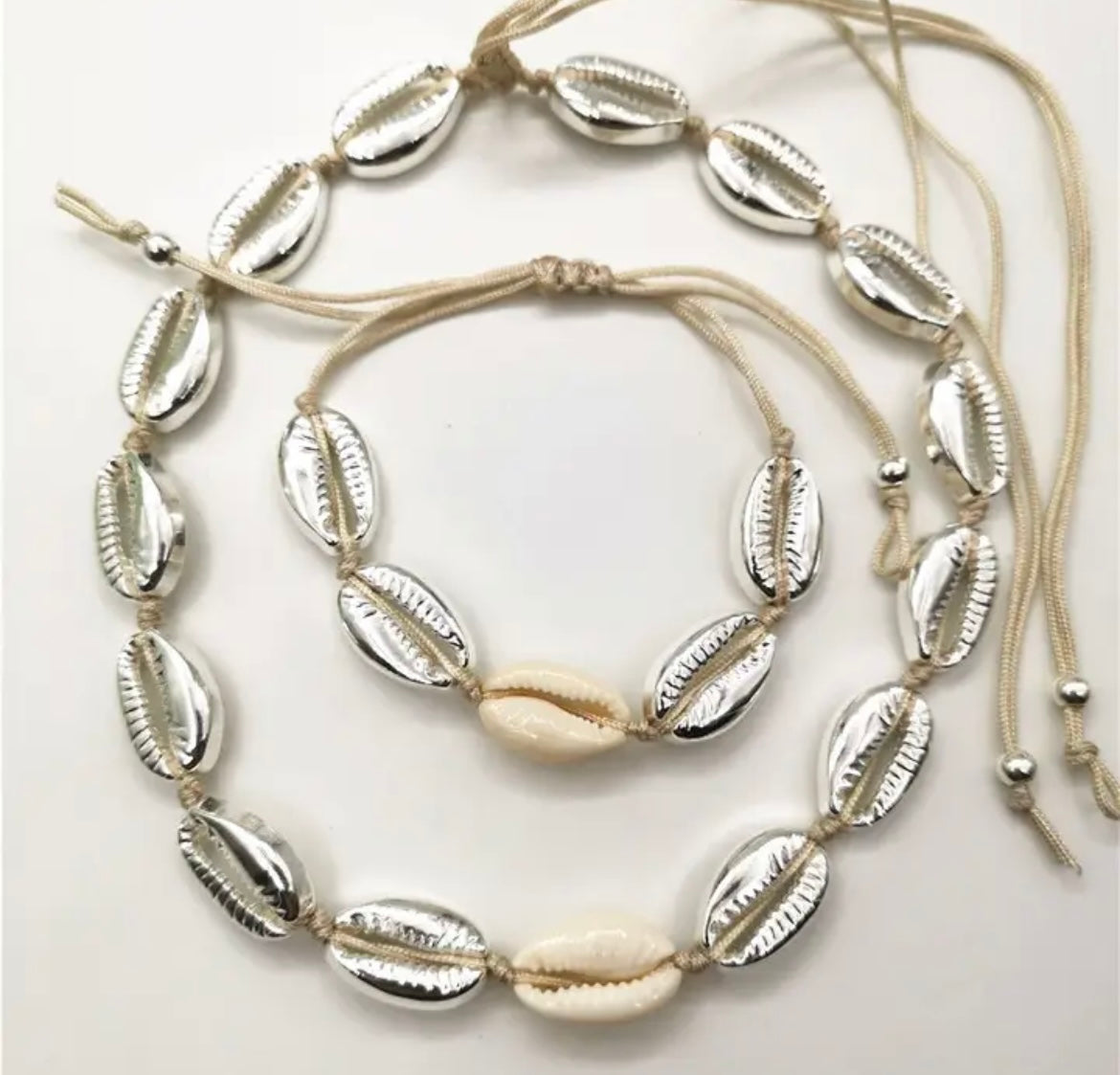 Metallic Shell Necklace Set